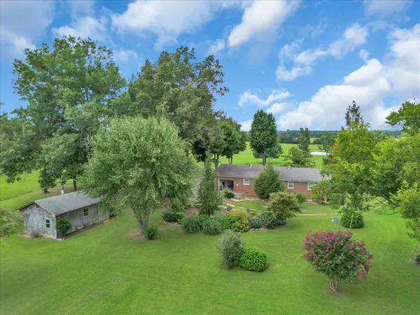 204 Charlie Crosslin Rd, Manchester, TN 37355