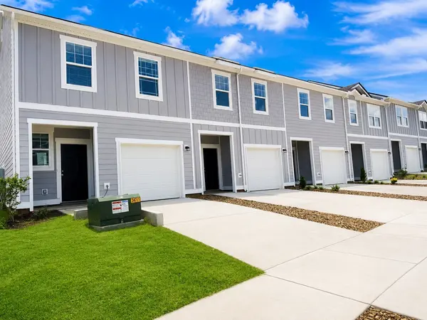 221 Darlington Drive, Dickson, TN 37055