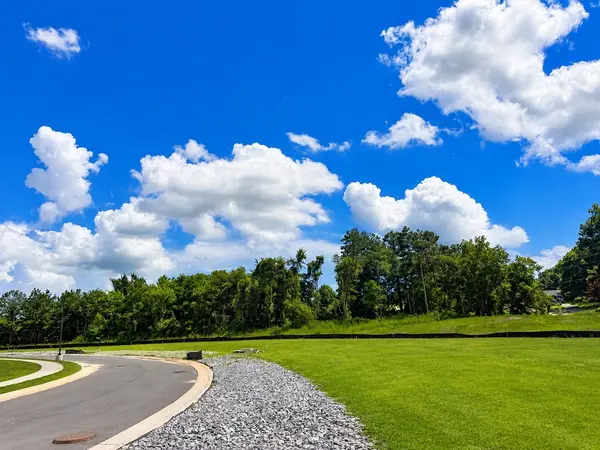 232 Darlington Drive, Dickson, TN 37055