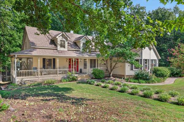 175 Castleton Cv, Paris, TN 38242