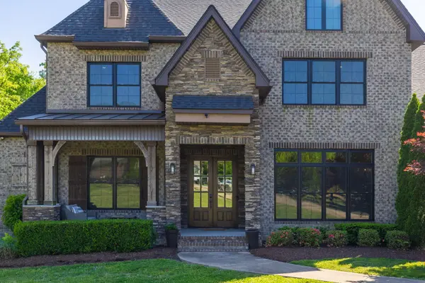 2713 Deer Haven Ct, Franklin, TN 37067