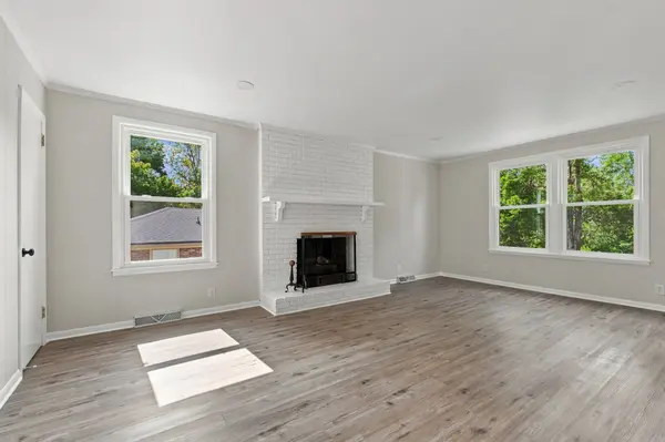 609 Harpeth Pkwy #E, Nashville, TN 37221