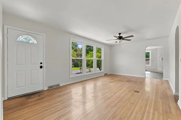 609 Harpeth Pkwy #E, Nashville, TN 37221