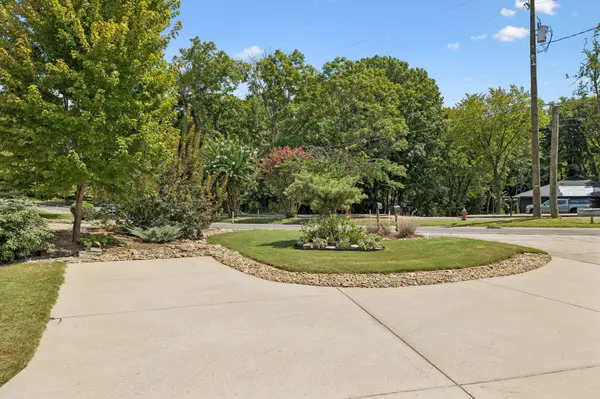 1428C Riverside Dr, Nashville, TN 37206