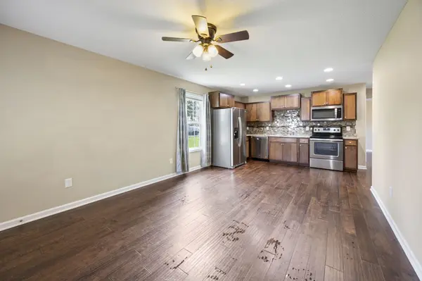 406 Cherry St, Decherd, TN 37324