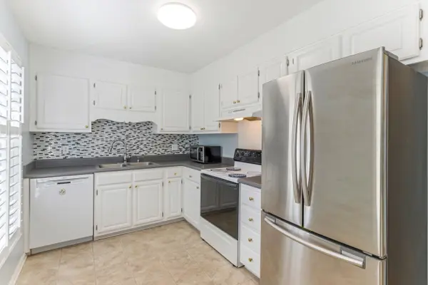 177 Buckstone LN, Spartanburg, SC 29307