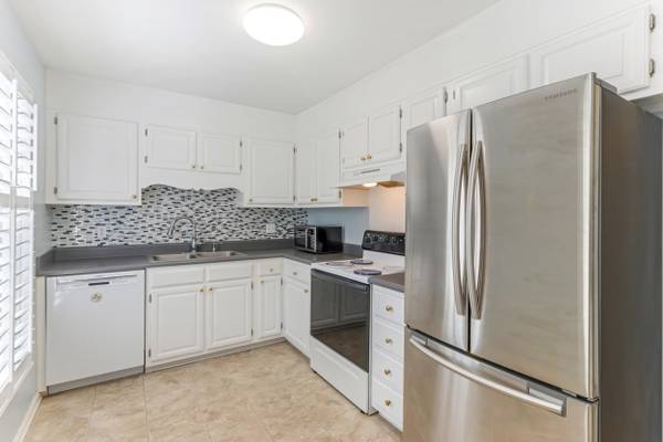 177 Buckstone LN, Spartanburg, SC 29307