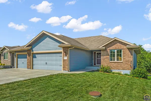 5319 SW Westport DR, Topeka, KS 66610