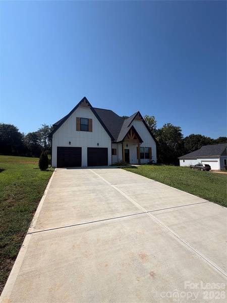 1313 Dockery ST, Shelby, NC 28152