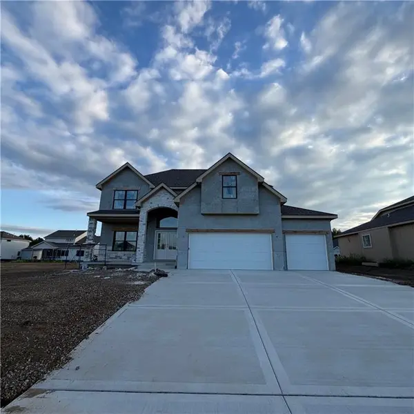2308 Foxtail DR, Kearney, MO 64060