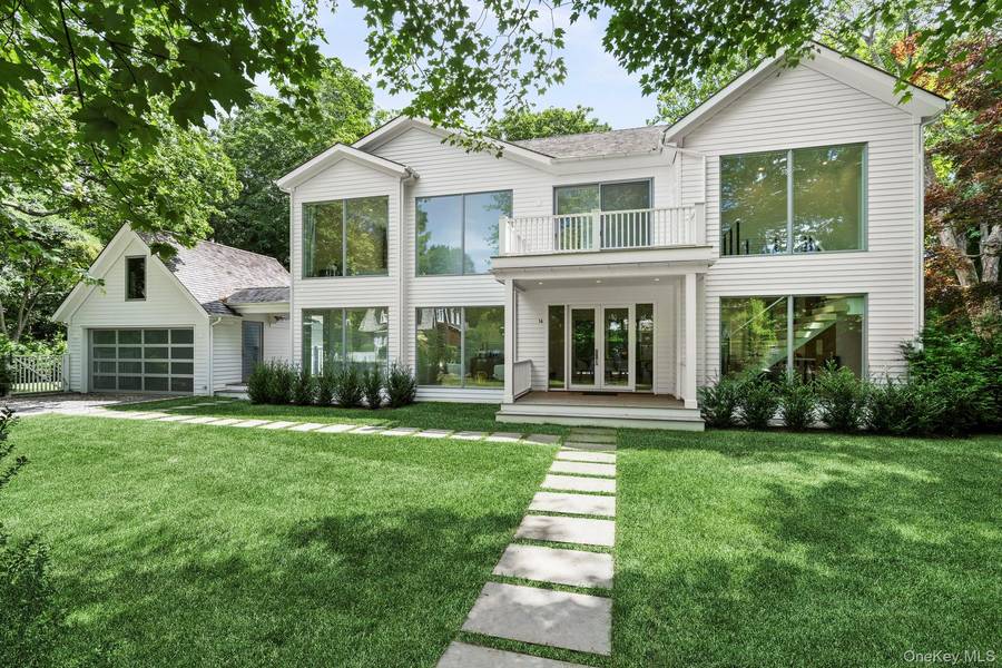 16 Gould ST, East Hampton, NY 11937