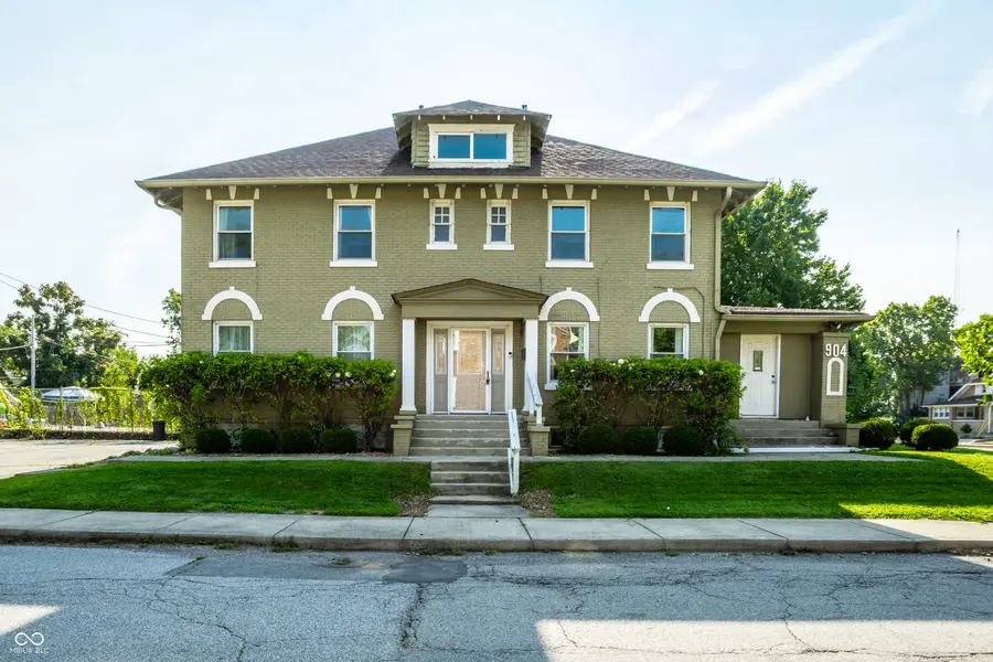 904 E 38th ST, Indianapolis, IN 46205