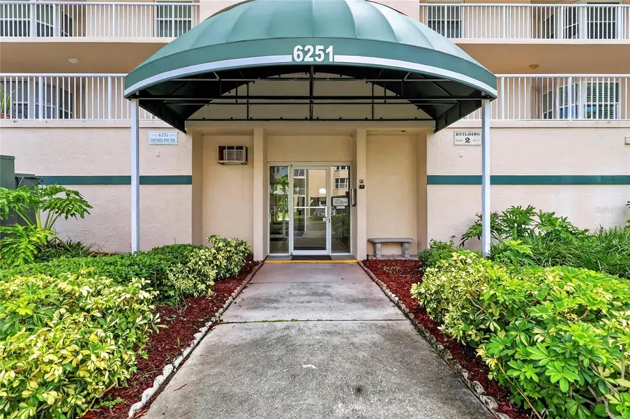 6251 SHORELINE DR #2301, Seminole, FL 33708