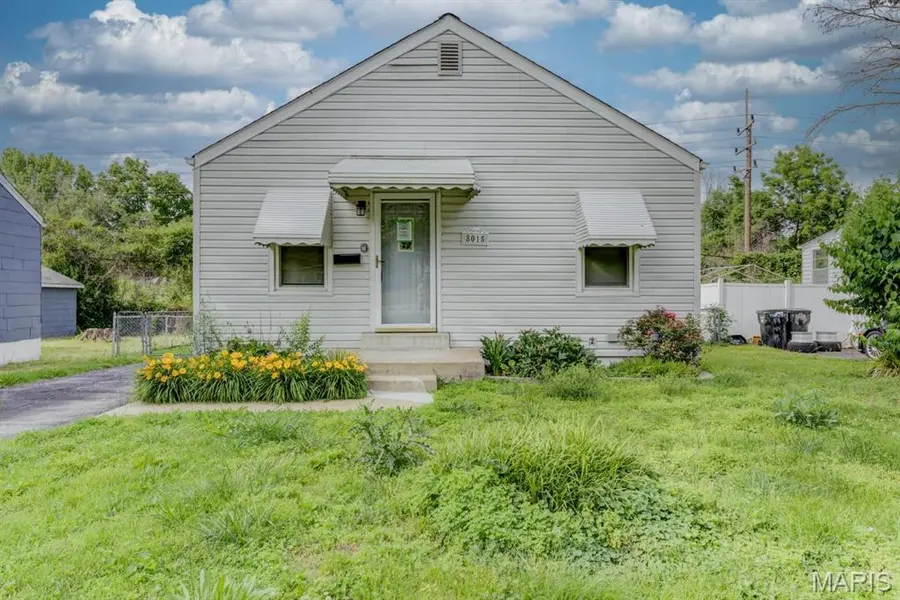8015 Aline AVE, Berkeley, MO 63134