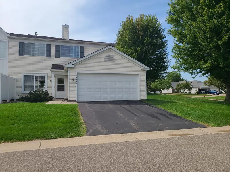 14660 Evergreen TRL #5, Apple Valley, MN 55124