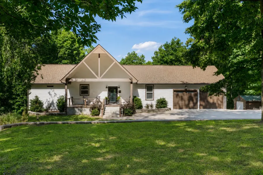 7865 Barnhill Rd, Primm Springs, TN 38476