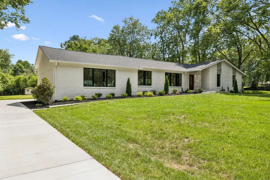8011 Wikle Rd #E, Brentwood, TN 37027