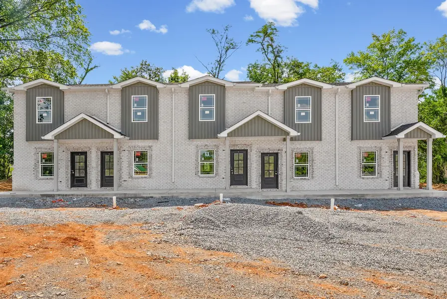 601 Mann Cir #Building 1, Clarksville, TN 37042