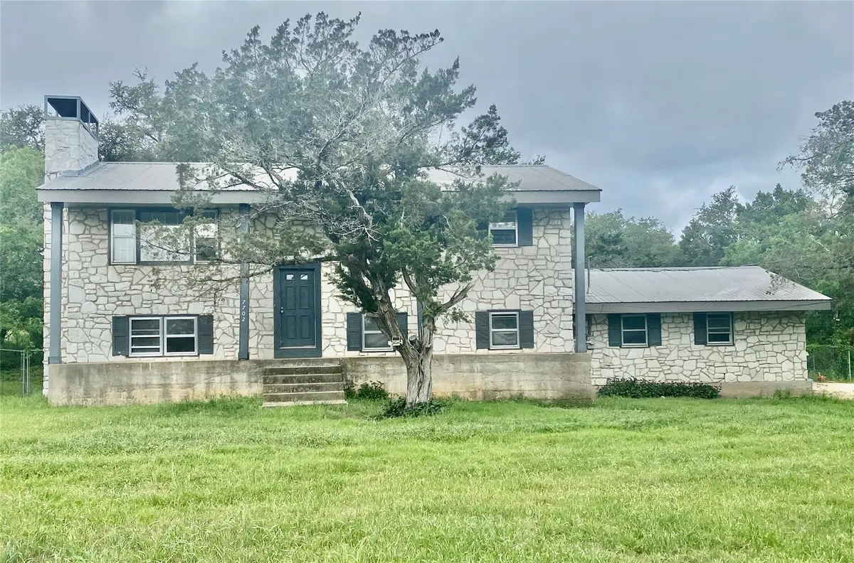 7702 Pitter Pat LN, Austin, TX 78736