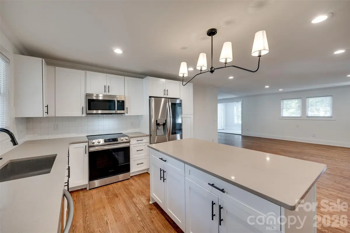 3001 Tuckaseegee RD, Charlotte, NC 28208