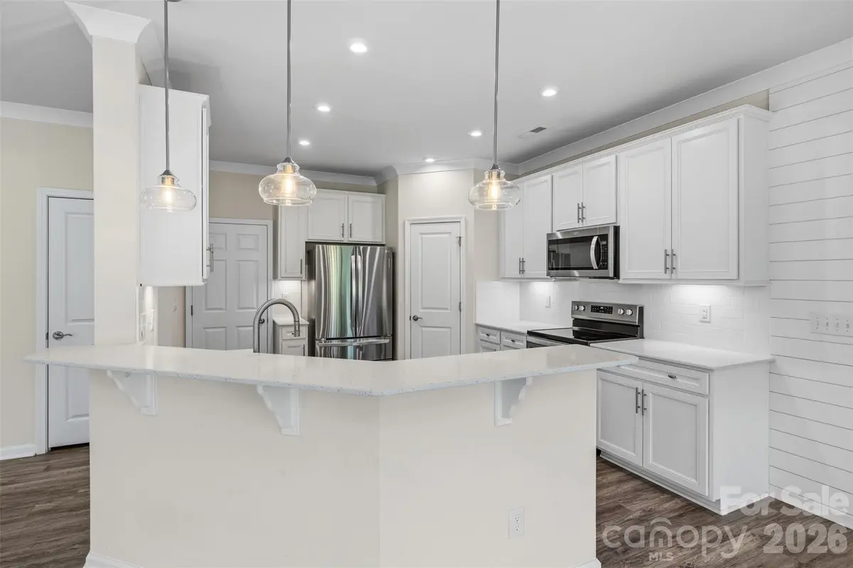 23206 Clarabelle DR, Charlotte, NC 28273