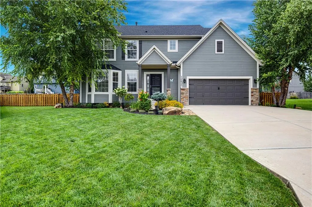 12636 S Belford ST, Olathe, KS 66061