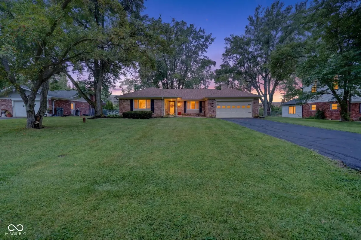 8048 N Richardt AVE, Indianapolis, IN 46256