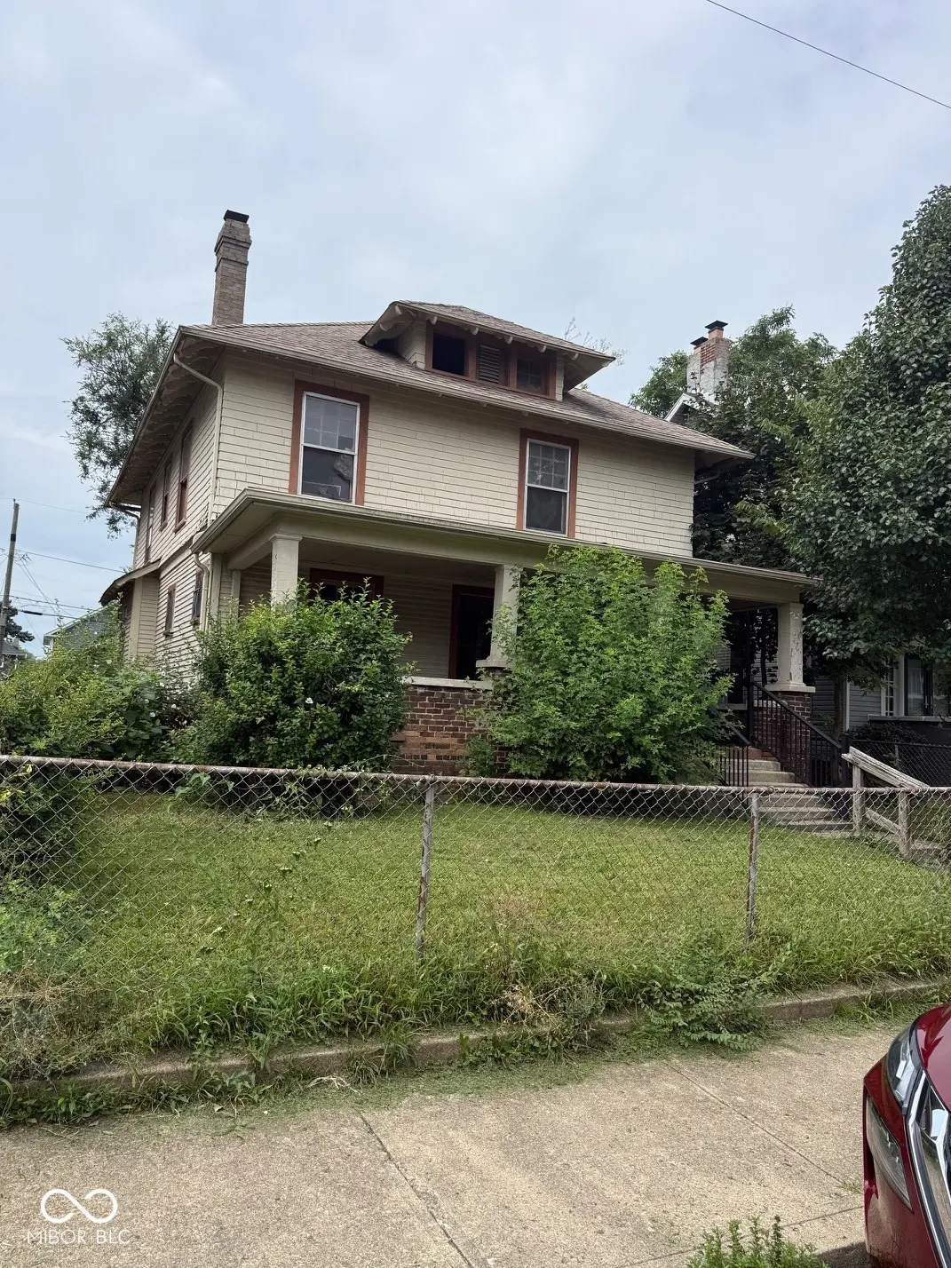 2942 Broadway, Indianapolis, IN 46205