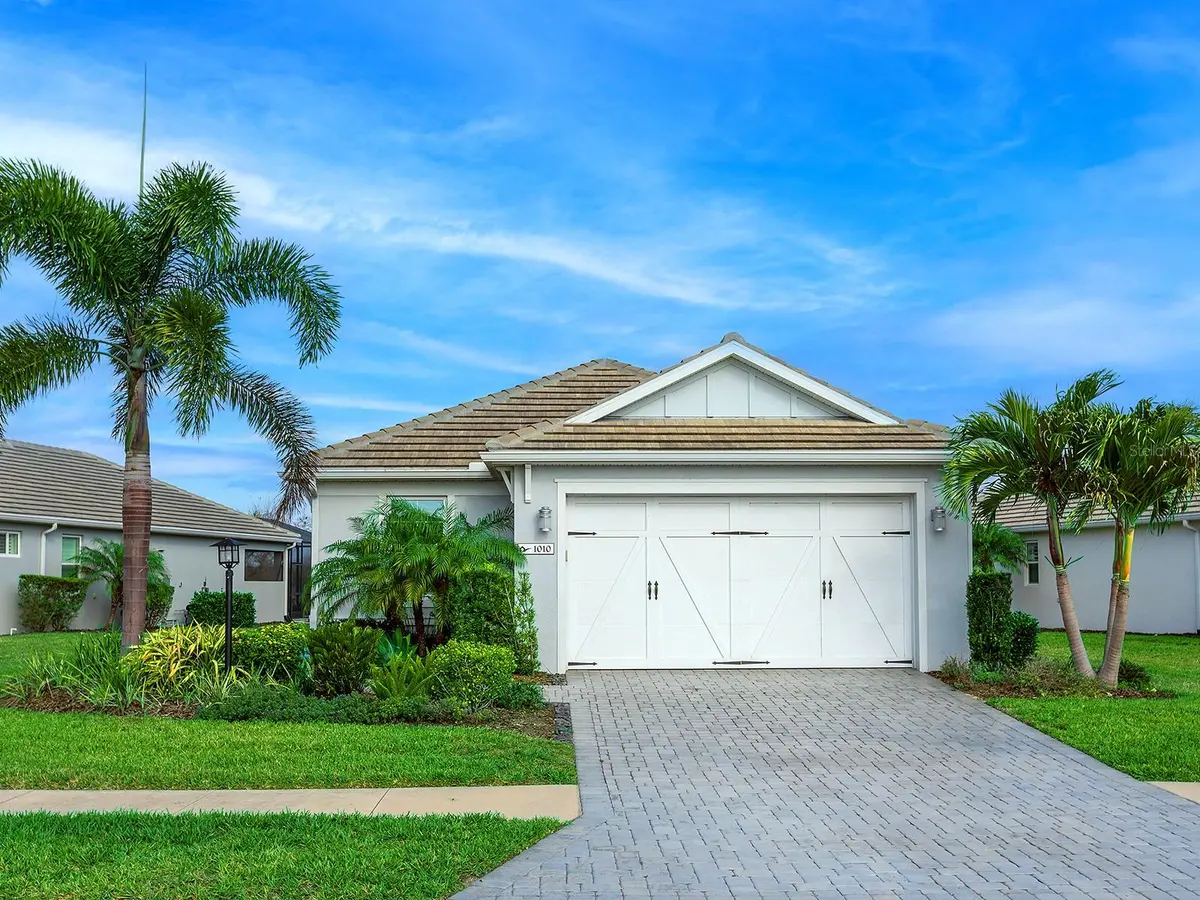 1010 CROSSWIND AVE, Sarasota, FL 34240