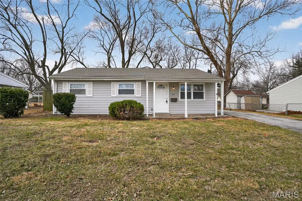 640 Central Pkwy, St Louis, MO 63031