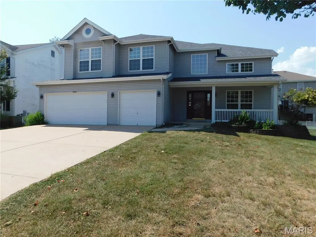 1923 Lunenburg, St Peters, MO 63376
