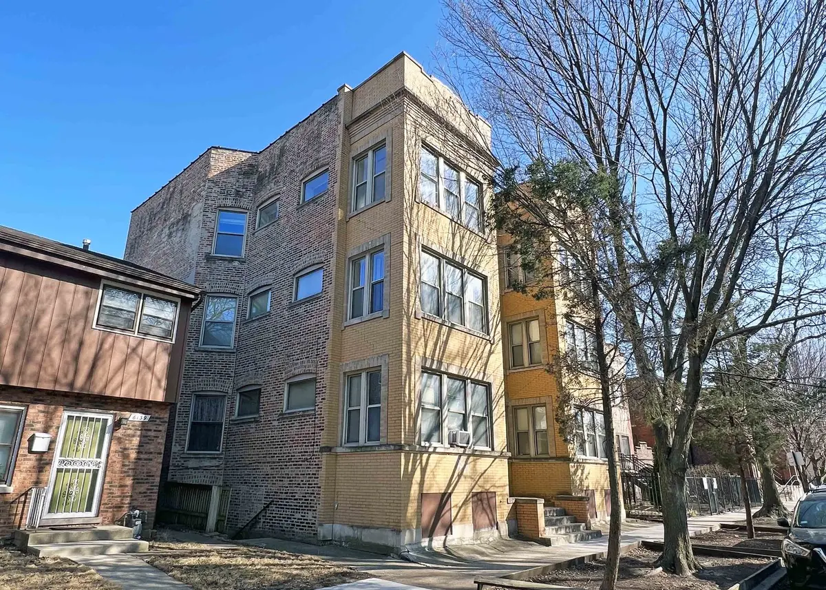 6143 S Woodlawn AVE #1, Chicago, IL 60637