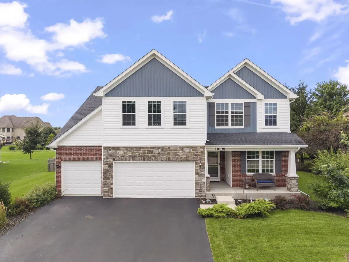 13008 Timber Wood CIR, Plainfield, IL 60585