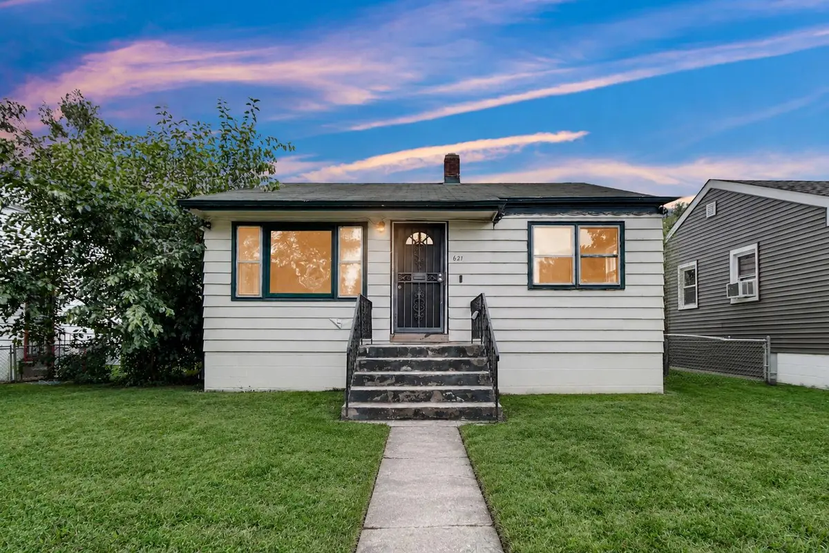 621 Colfax Street, Gary, IN 46406