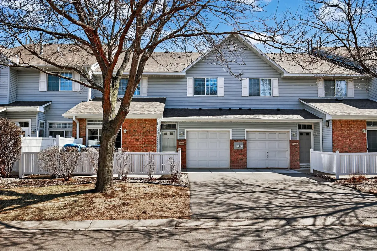 15610 Garnet WAY, Apple Valley, MN 55124