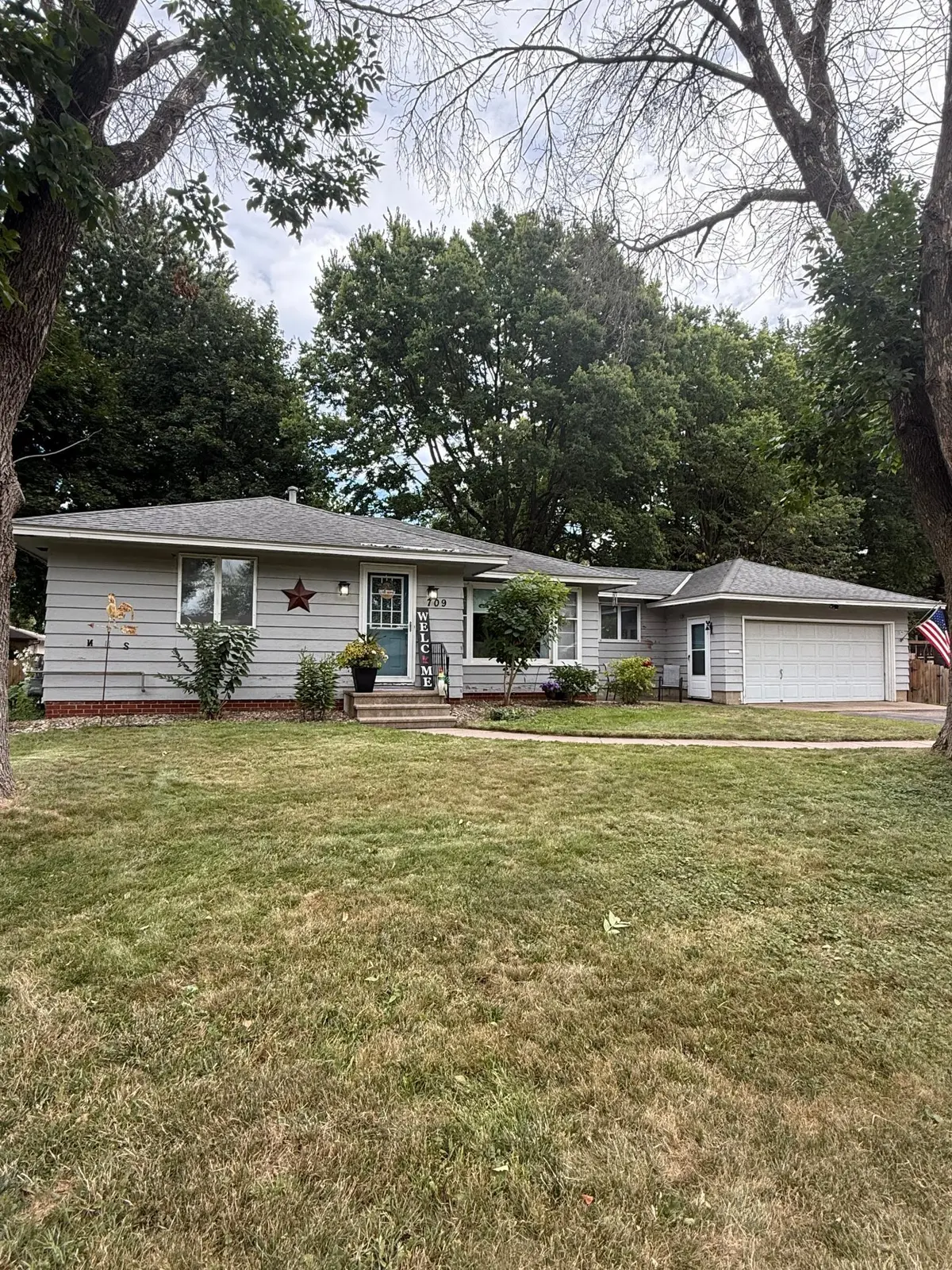 709 7th ST, Farmington, MN 55024