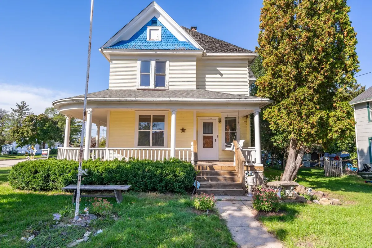 329 S CLINTON ST, Princeton, WI 54968