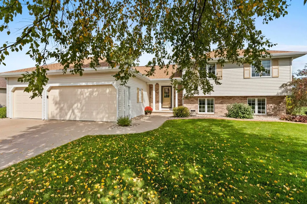 W7034 EVERGLADE RD, Greenville, WI 54942