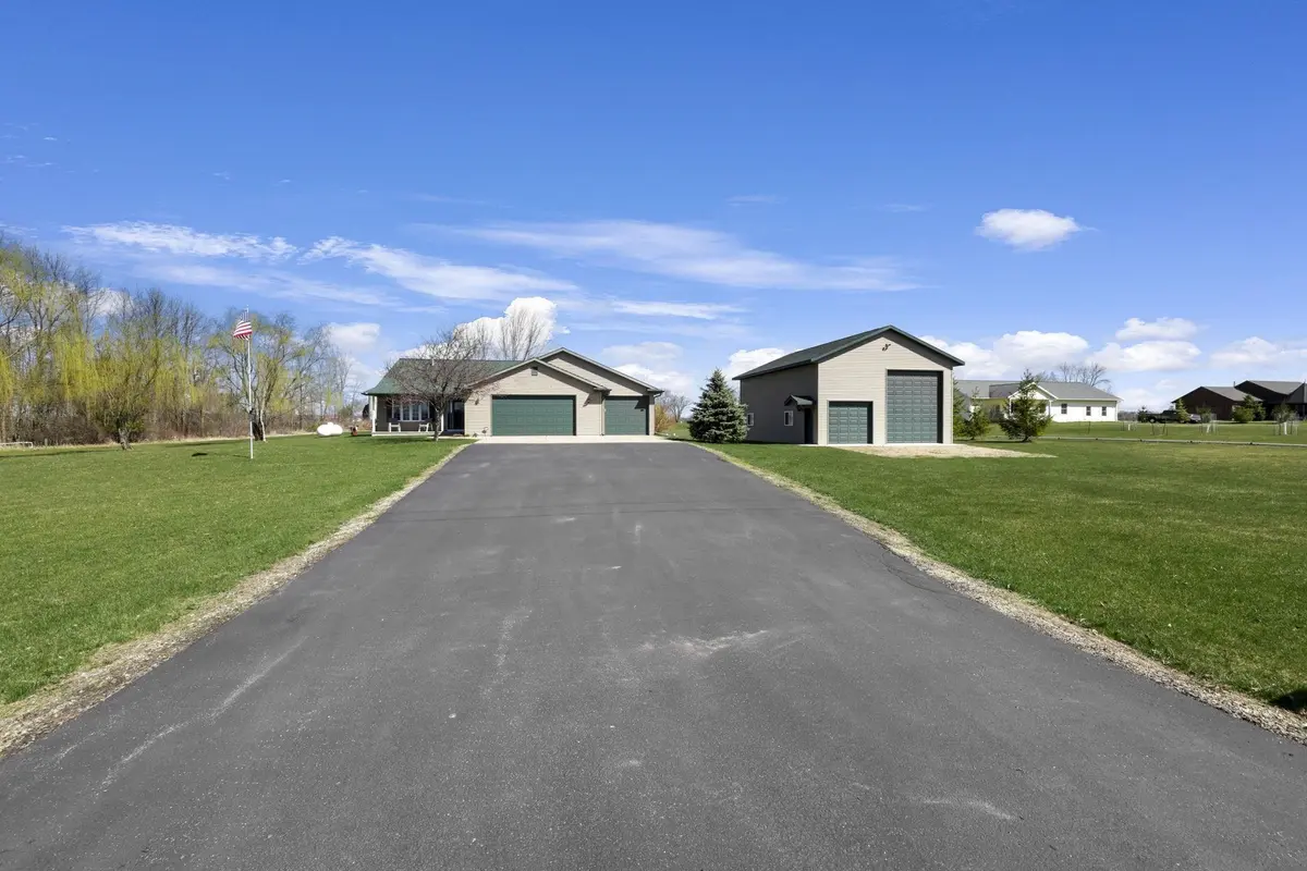 W2064 BUTTERCUP AVE, Berlin, WI 54923