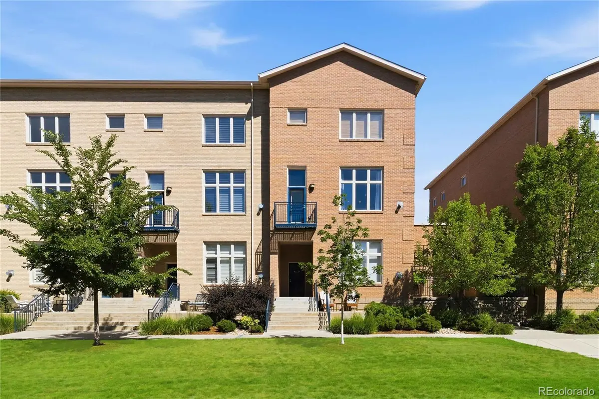 220 Roslyn ST #710, Denver, CO 80230