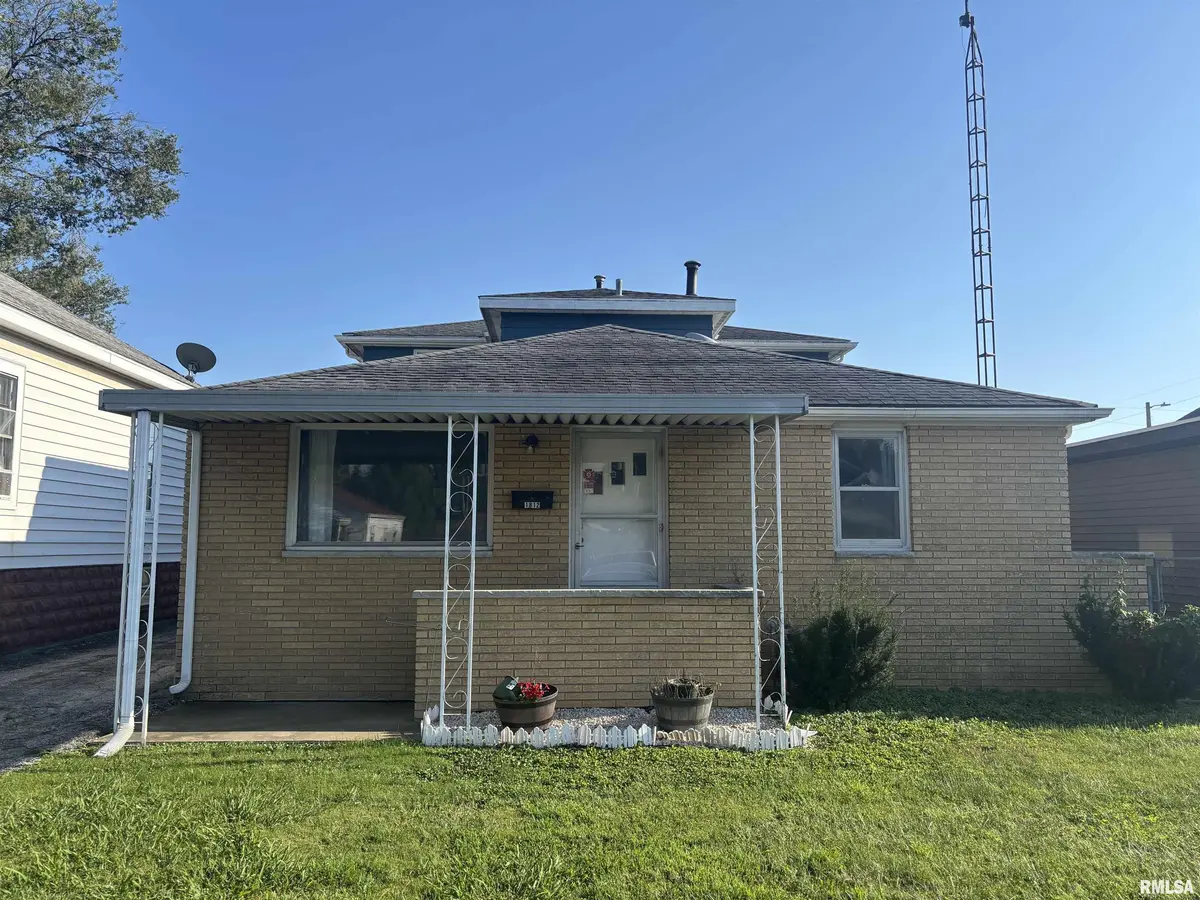 1812 E Converse ST, Springfield, IL 62702