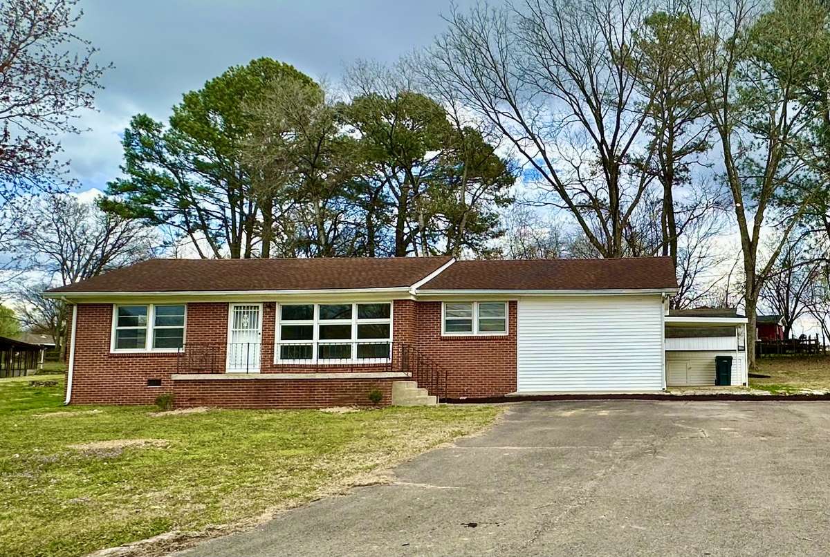730 Rackley Dr, Pulaski, TN 38478