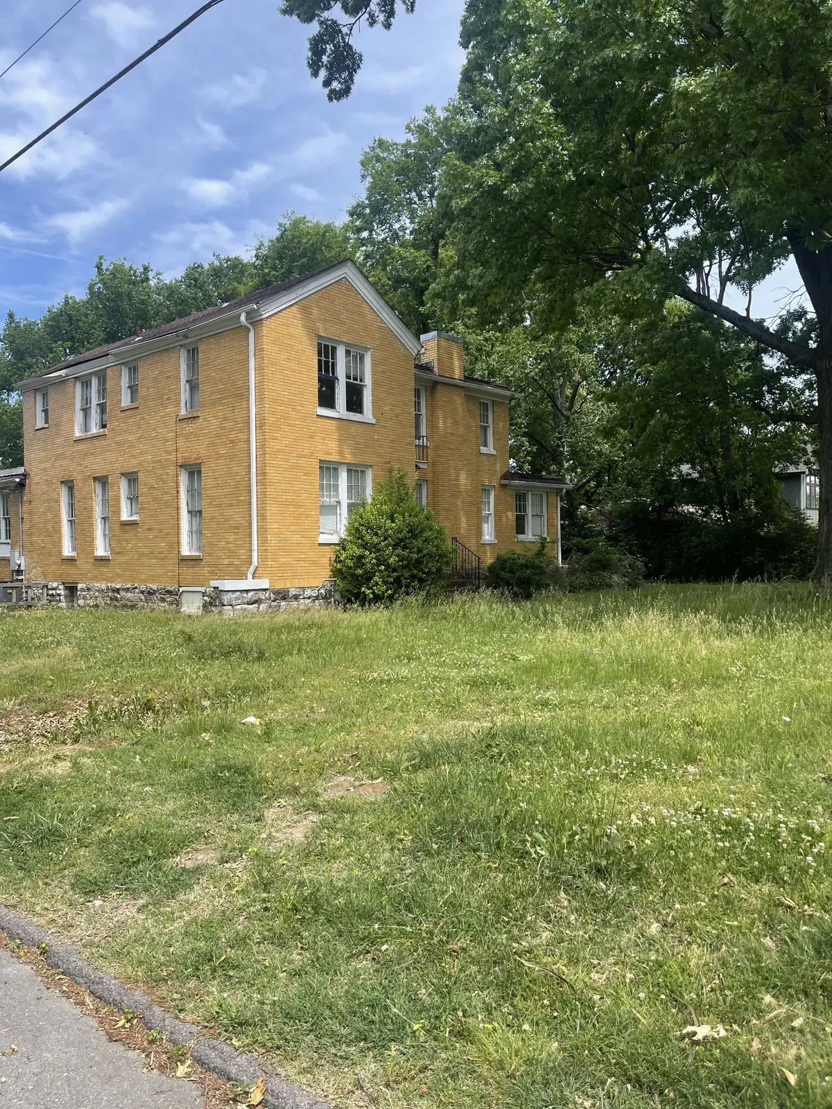 501 Douglas Ave, Nashville, TN 37207