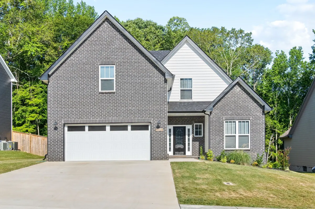 1022 Brightwood Ct, Clarksville, TN 37043