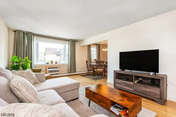 605 Grove St #3, Clifton City, NJ 07013