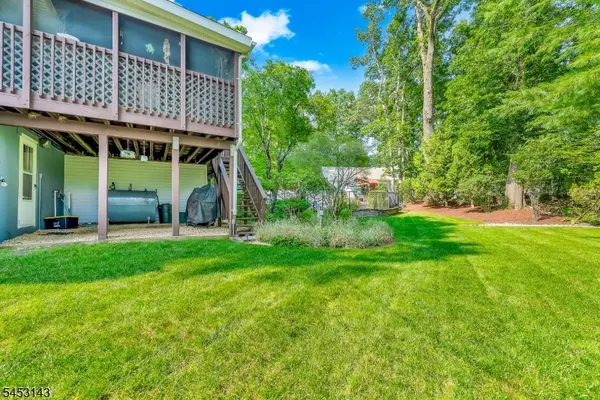 59 Shawnee Rd, Hopatcong Boro, NJ 07843