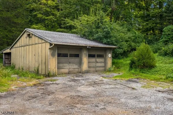 51 Hibler Rd, Green Twp., NJ 07860