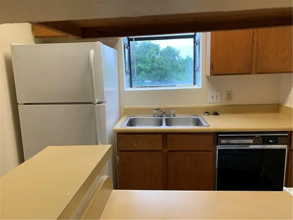 2425 W Slaughter LN #D, Austin, TX 78748