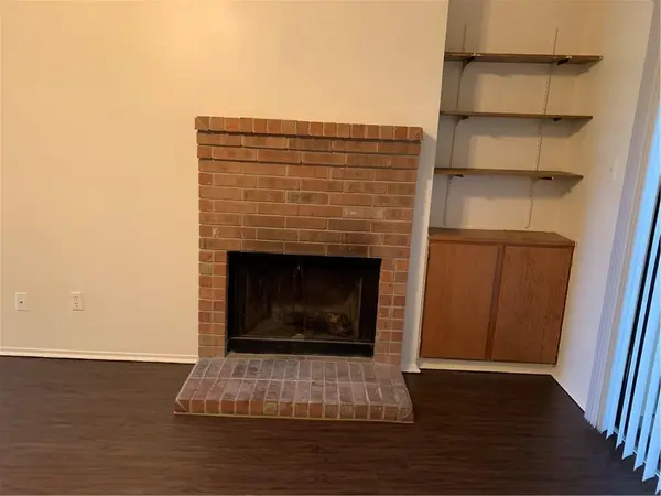 2425 W Slaughter LN #D, Austin, TX 78748