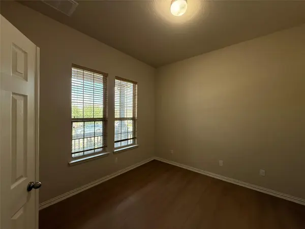 633 Peregrine WAY, Leander, TX 78641